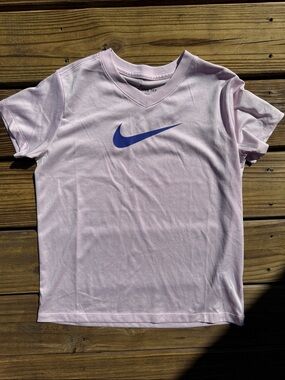 Nike Pink Short Sleeve Tee with Purple Swoosh - girls large